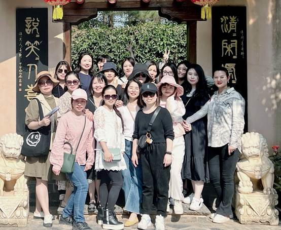 公司組織女員工開展慶祝婦女節活動 公司組織女員工開展慶祝婦女節活動