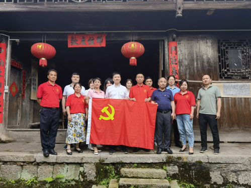 公司黨群與人力資源部黨支部到綏寧縣開展黨建聯村活動 公司黨群與人力資源部黨支部到綏寧縣開展黨建聯村活動