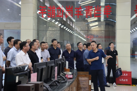 湖南省國資委國企黨建與現代經濟理論培訓班赴株洲航電分公司開展黨建工作交流 湖南省國資委國企黨建與現代經濟理論培訓班赴株洲航電分公司開展黨建工作交流