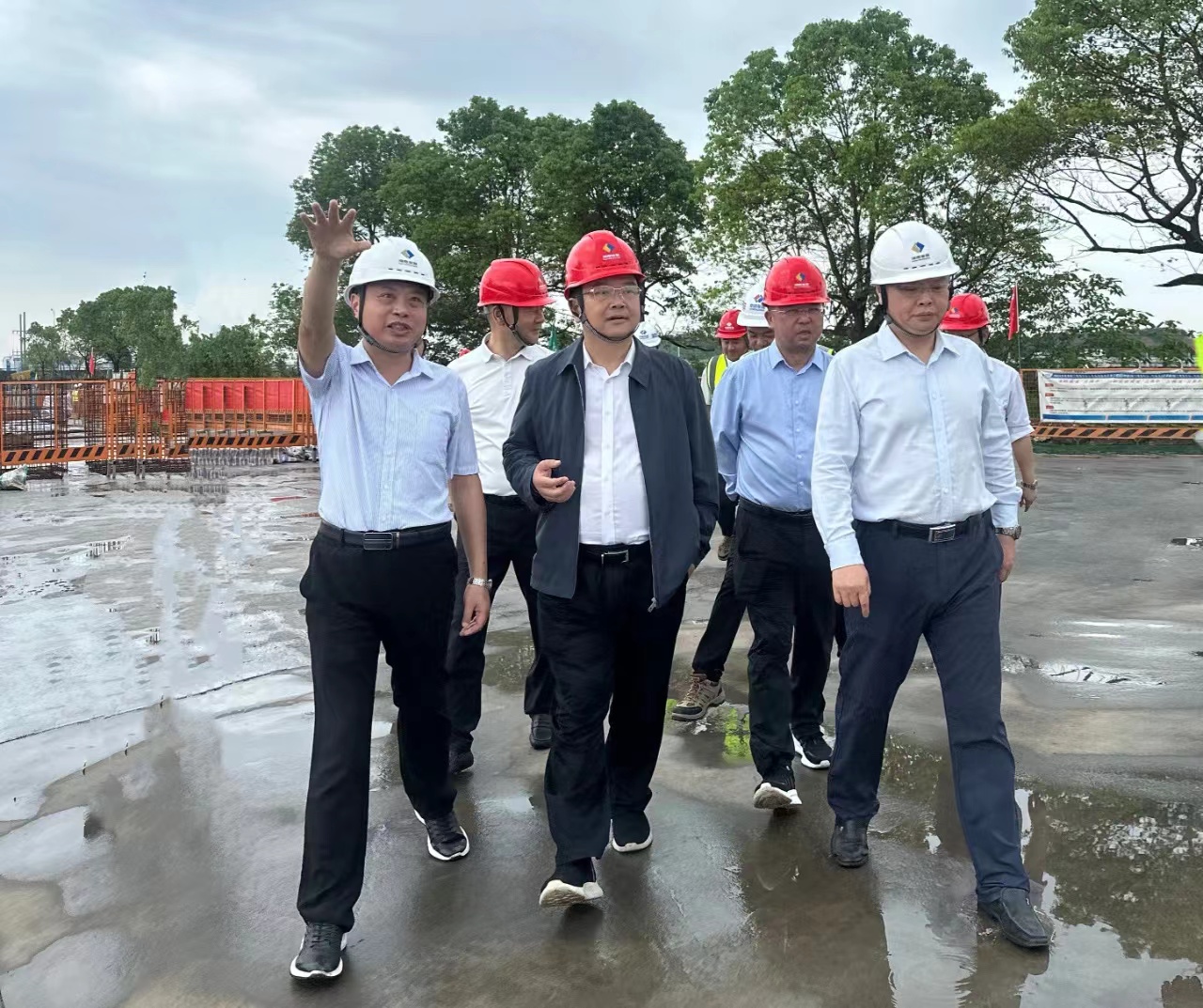 省國資委帶隊(duì)督導(dǎo)檢查湖南發(fā)展株洲航電分公司安全生產(chǎn)工作 省國資委帶隊(duì)督導(dǎo)檢查湖南發(fā)展株洲航電分公司安全生產(chǎn)工作